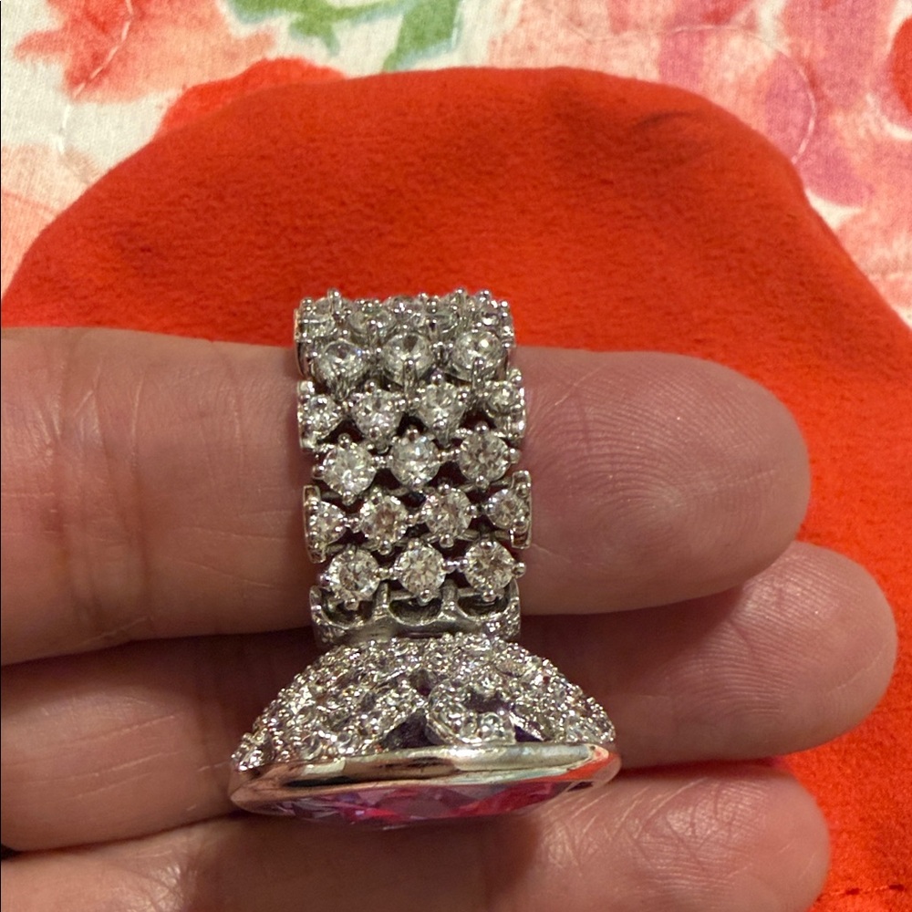 Elegant Silver and Purple Gemstone Ring - Picture 3 of 6